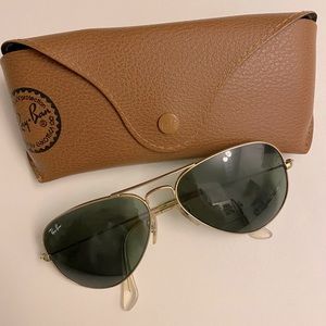 Authentic Ray-Ban gold aviator sunglasses